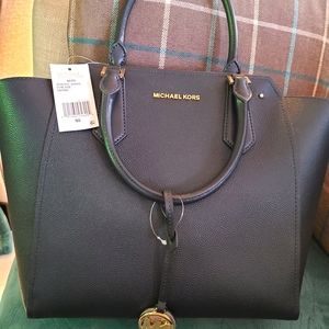 NWT Michael Kors Admiral Tote with Strap